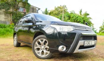 MITSUBISHI OUTLANDER full