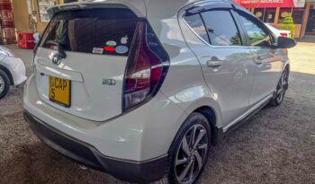 TOYOTA AQUA full