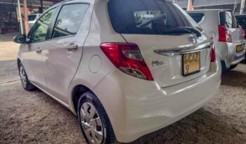 TOYOTA VITZ full