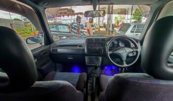 TOYOTA RAV 4 full