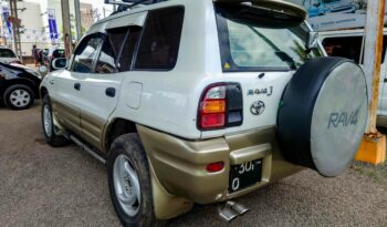 TOYOTA RAV 4 full