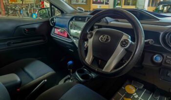 TOYOTA AQUA full