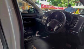 MITSUBISHI OUTLANDER full
