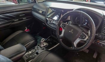 MITSUBISHI OUTLANDER full