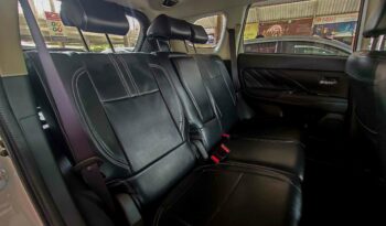 MITSUBISHI OUTLANDER full