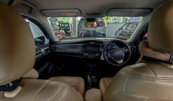 TOYOTA AXIO full