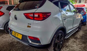 MG ZS full