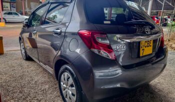 TOYOTA VITZ full