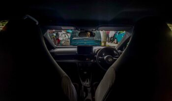 TOYOTA YARIS full