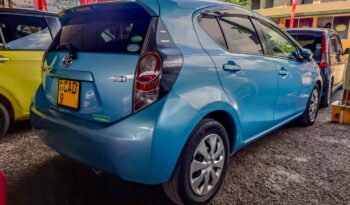TOYOTA AQUA full