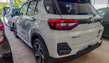 TOYOTA RAIZE full