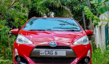 TOYOTA AQUA X URBAN full