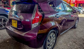 TOYOTA AQUA full
