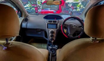 TOYOTA VITZ full