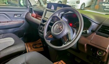 TOYOTA ROOMY full