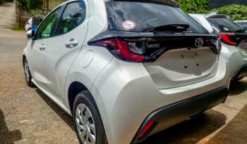 TOYOTA YARIS X Grade full