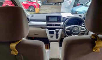 TOYOTA PIXIS full