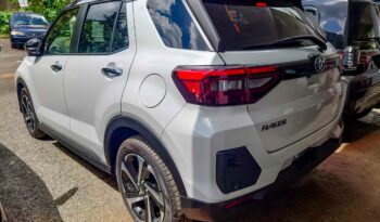 TOYOTA RAIZE full