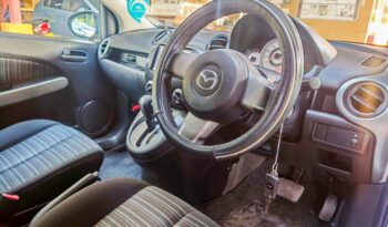 MAZDA DEMIO full