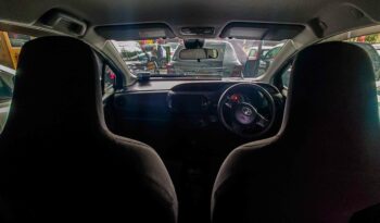 TOYOTA VITZ full