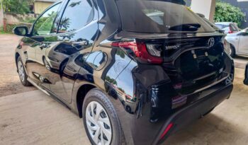 TOYOTA YARIS X full