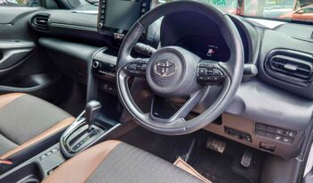 TOYOTA YARIS CROSS full