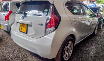 TOYOTA AQUA G Grade full