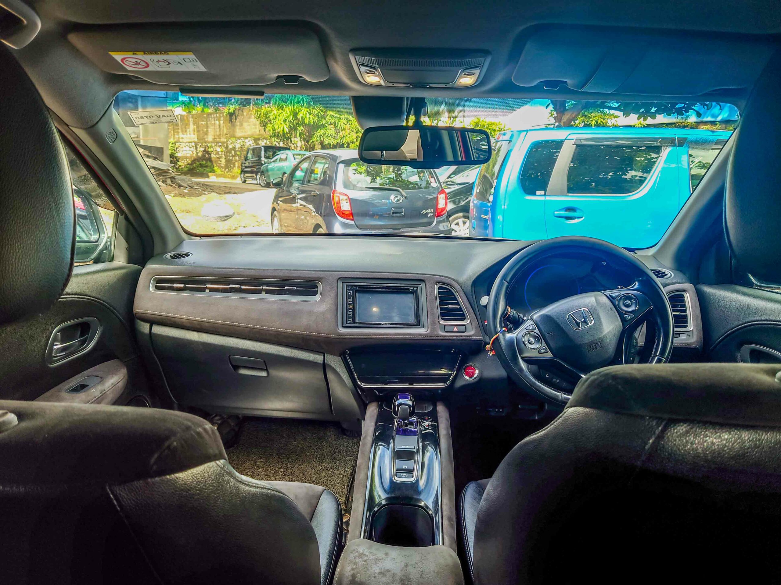 HONDA VEZEL RS full