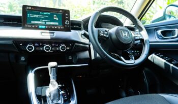 HONDA VEZEL Z PREMIUM full