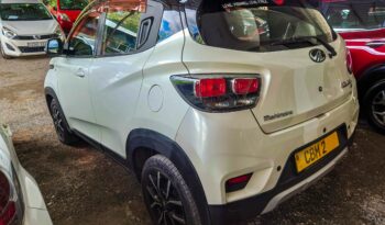 MAHINDRA KUV 100 full