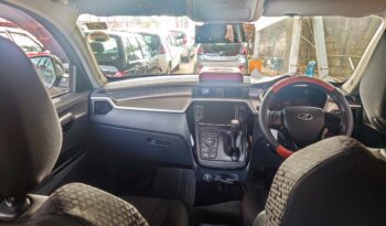 MAHINDRA KUV 100 full