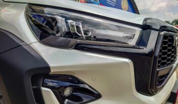 TOYOTA HILUX GR SPORT full