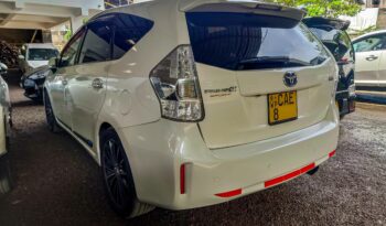TOYOTA PRIUS ALPHA full