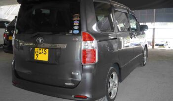 TOYOTA NOAH full