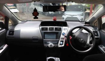 TOYOTA –  PRIUS-ALPHA full