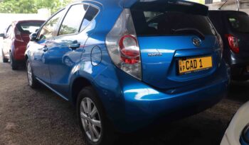 TOYOTA –  PRIUS C full