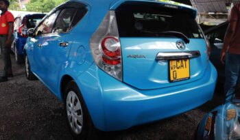 TOYOTA –  AQUA full