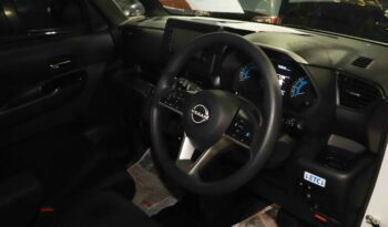 NISSAN –  ROOX full