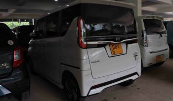 NISSAN –  ROOX full
