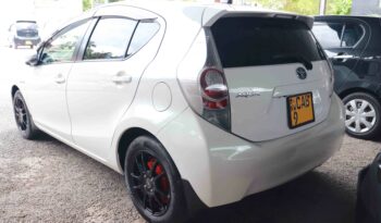 TOYOTA –  AQUA full