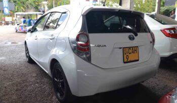 TOYOTA –  AQUA full
