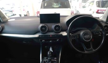 AUDI –  Q-2 full